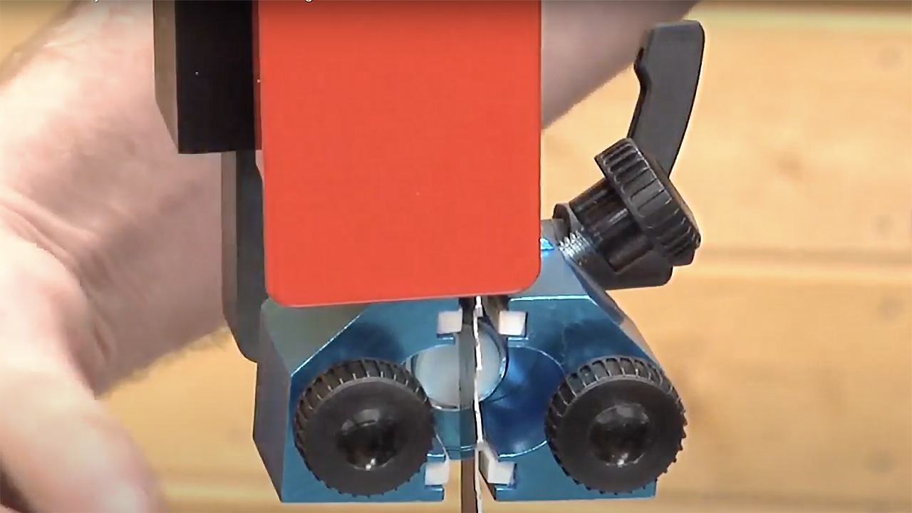 Часть 10 Регулировка направляющих полотна